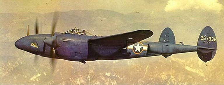 P-38-F-5B-Photorecon-Lightning-1S